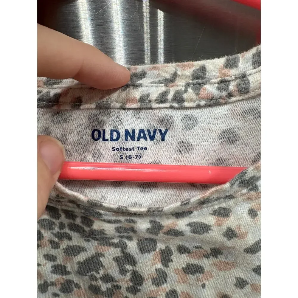5/$15 Animal Print SS - Old Navy - S (6-7)